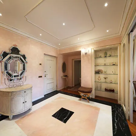 Sleeps 6 Air Con Wifi Apartment *